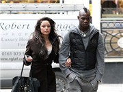 Bóng đá anh, ngoại hạng anh, lịch thi đấu euro 2012, Balotelli sành điệu trên phố